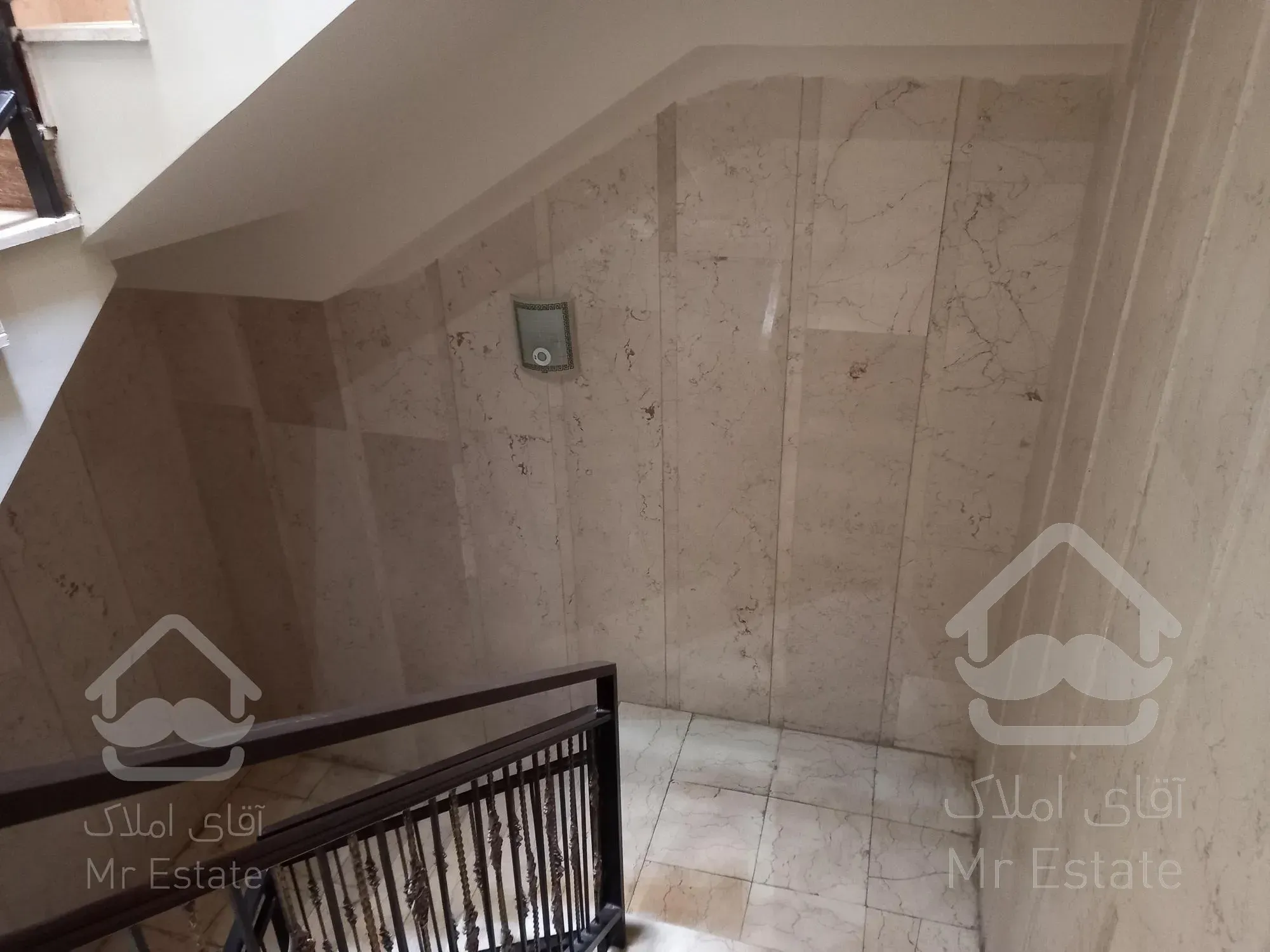 آپارتمان/۱۳۵/متر/سه/خوابه