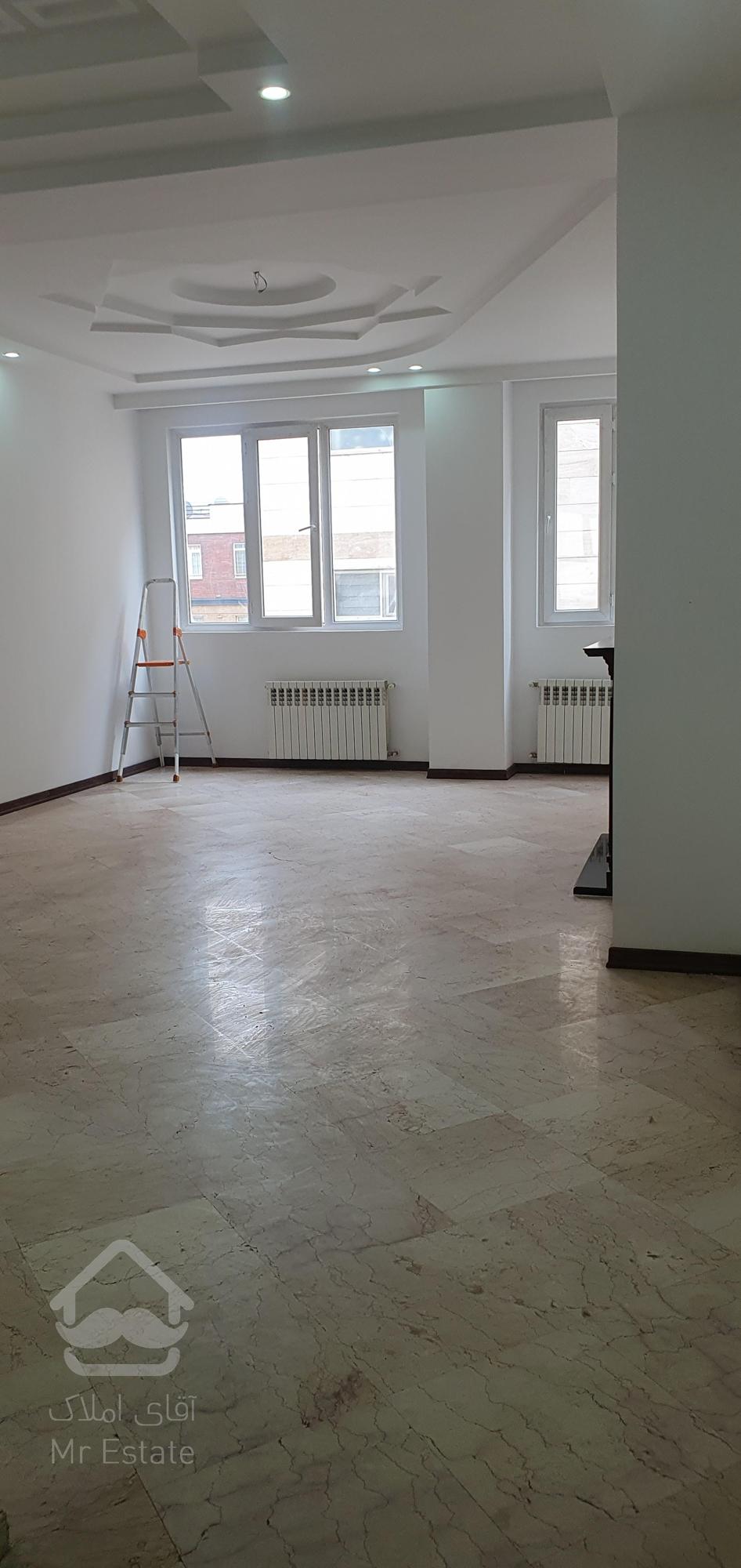 فروش ۷۵ متر* سالن پرده خور* ویو بدون مشرف