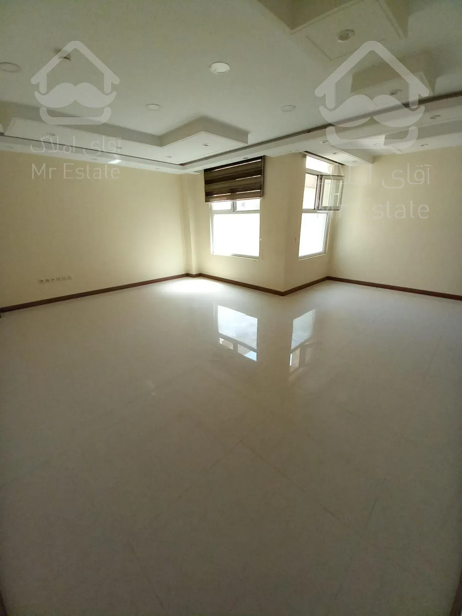 ۷۲ مترموقعیت اداری دسترسی عالی