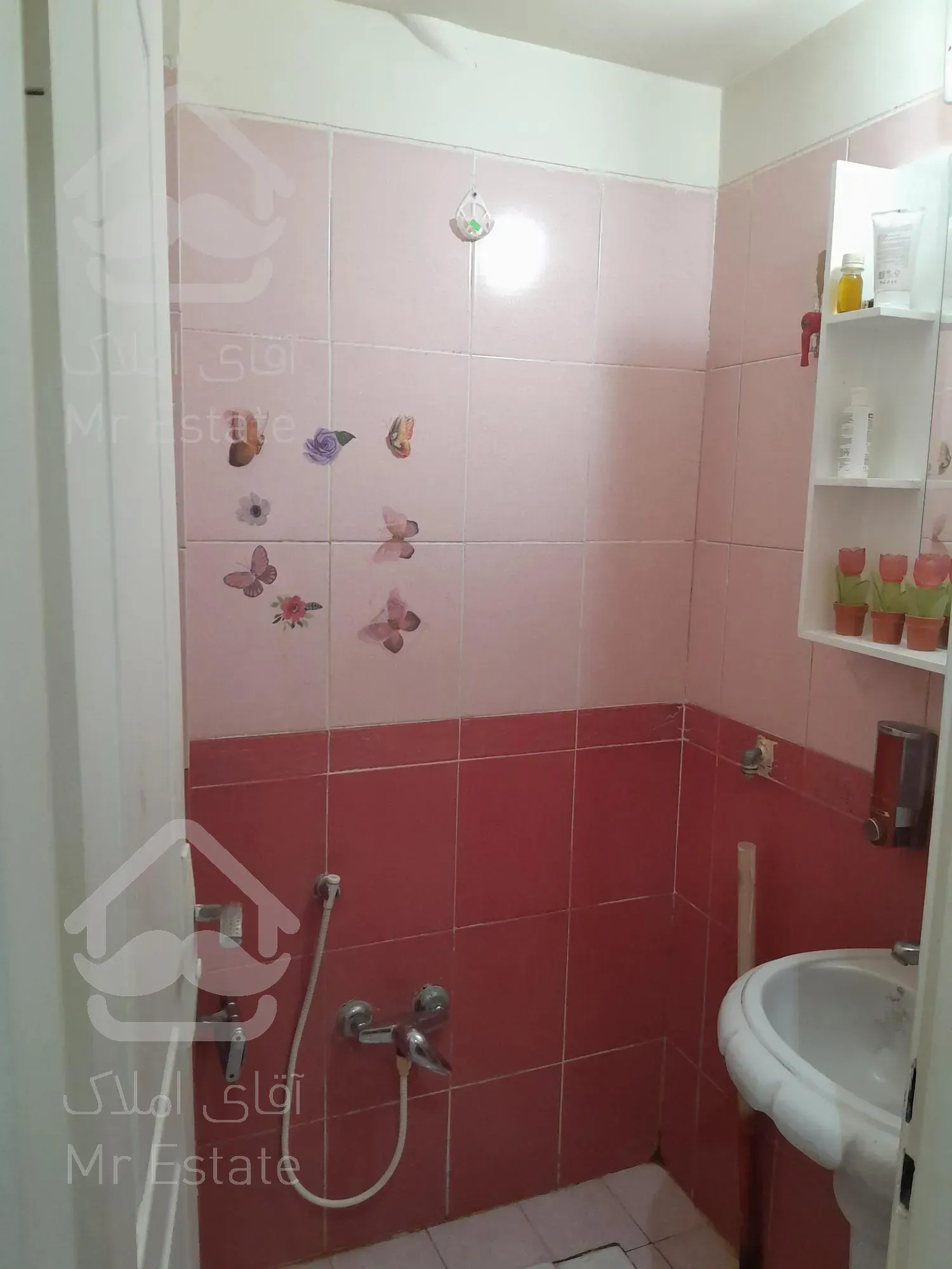 ۷۰متر /سالن پرده خور