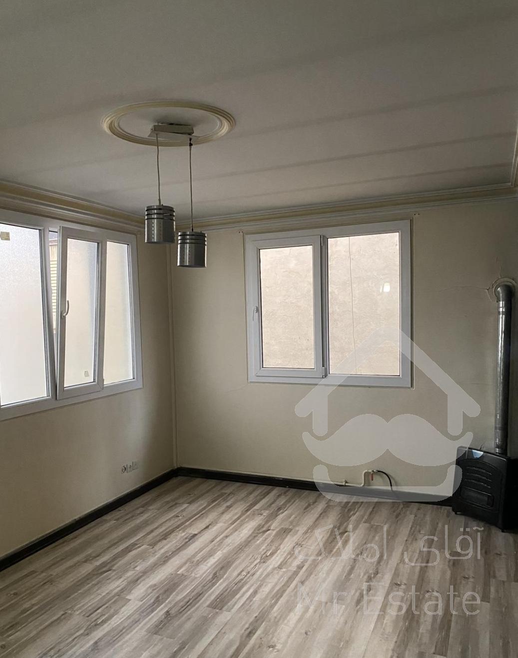 50متری/تک واحدی/خوش نقشه/20مترحیاط اختصاصی