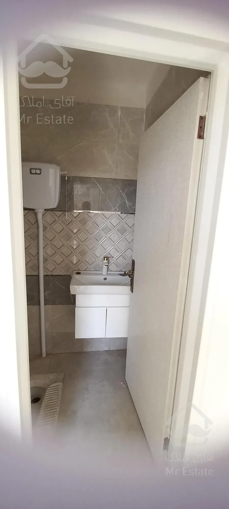 آپارتمان تک واحدی دو خواب نوساز