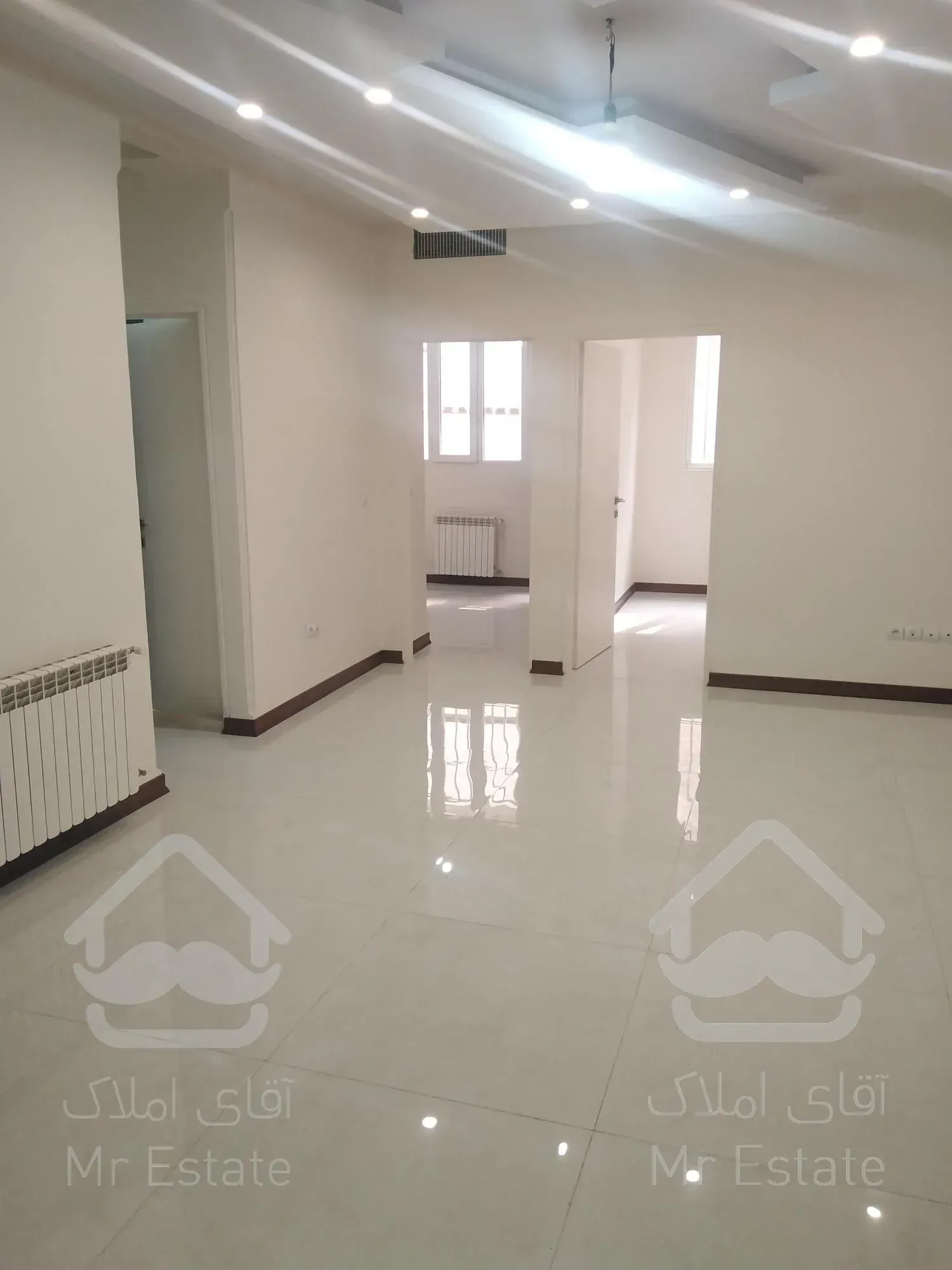 اپارتمان 63متری خوابه تک واحدی طبقه اول فول بازسازی شده درحد کلید نخورده