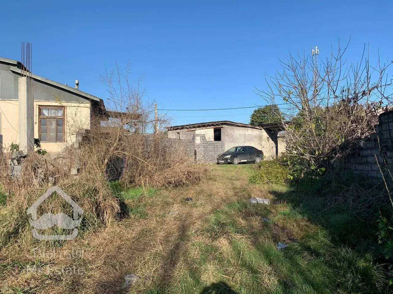 زمین۳۲۰متری کاربری مسکونی قابل ساخت