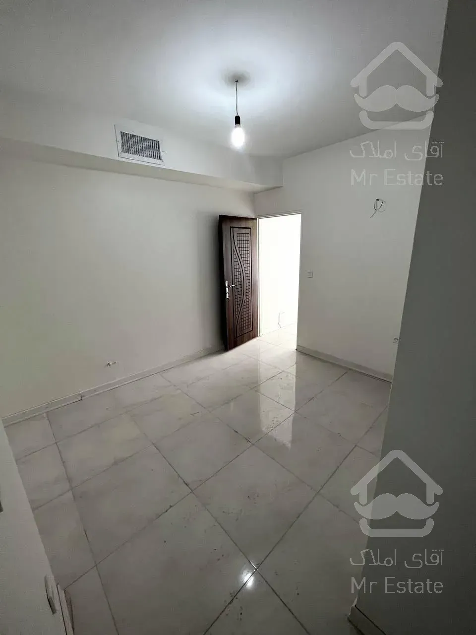 خانه حیاط دار دربست فول بازسازی شده و کلید نخورده