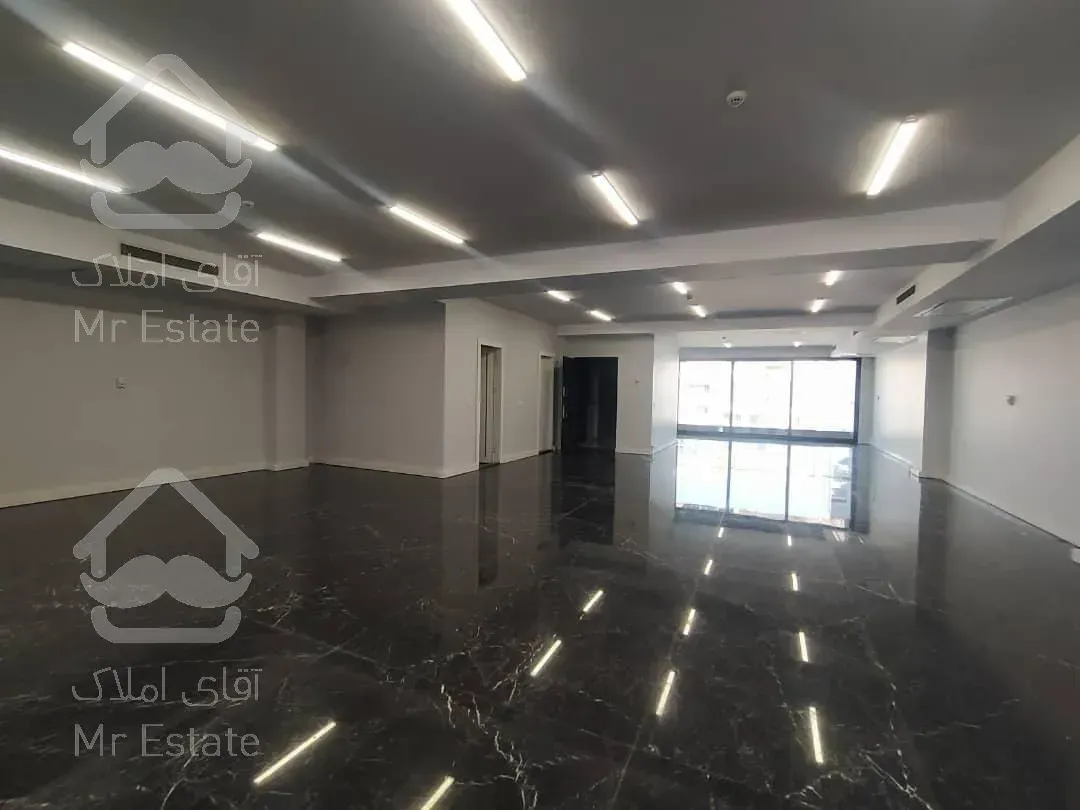 میدان ونک ۱۰۰۰ متر سنداداری