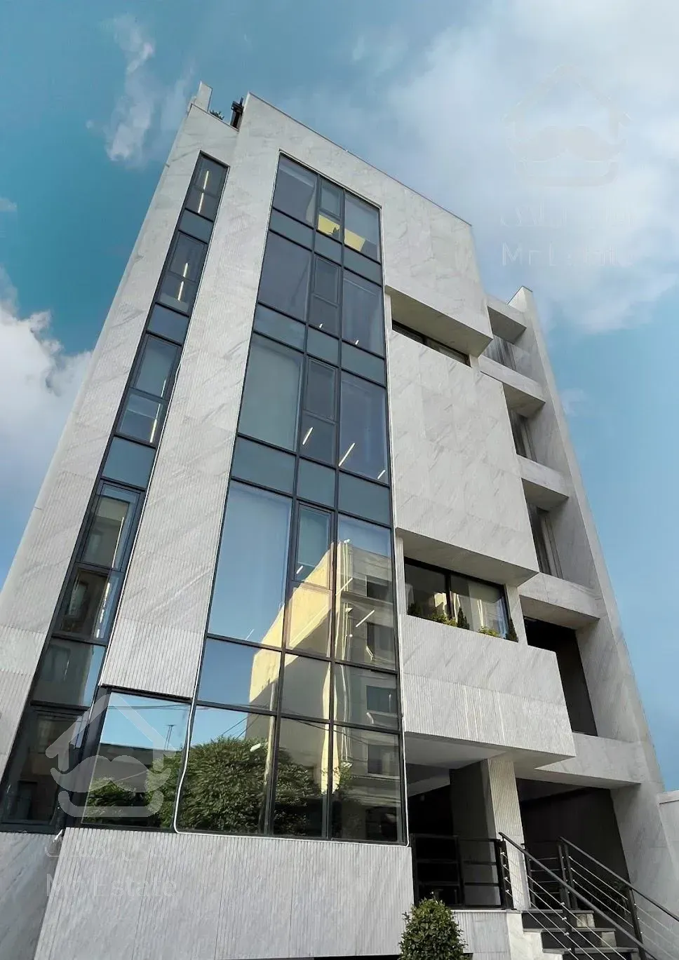 2000 متر بنای مفید سند اداری/50 پارکینگ/جردن