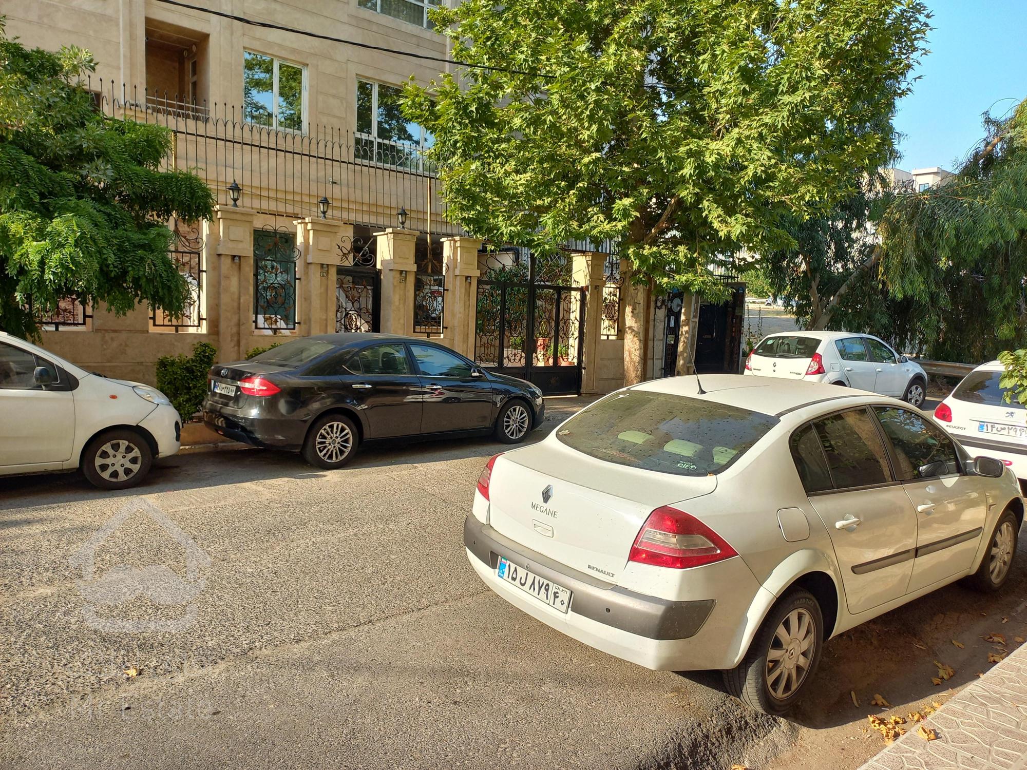 ۱۲۰ متر ۳ خواب