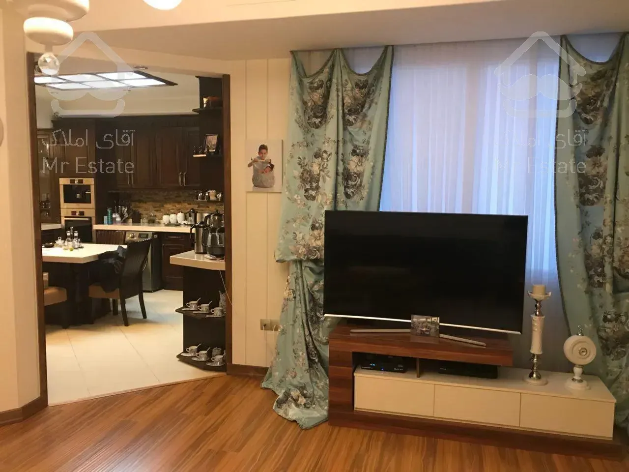 سعادت آباد بالای کاج ۲۵۰متر ۴خواب فول مشاعات