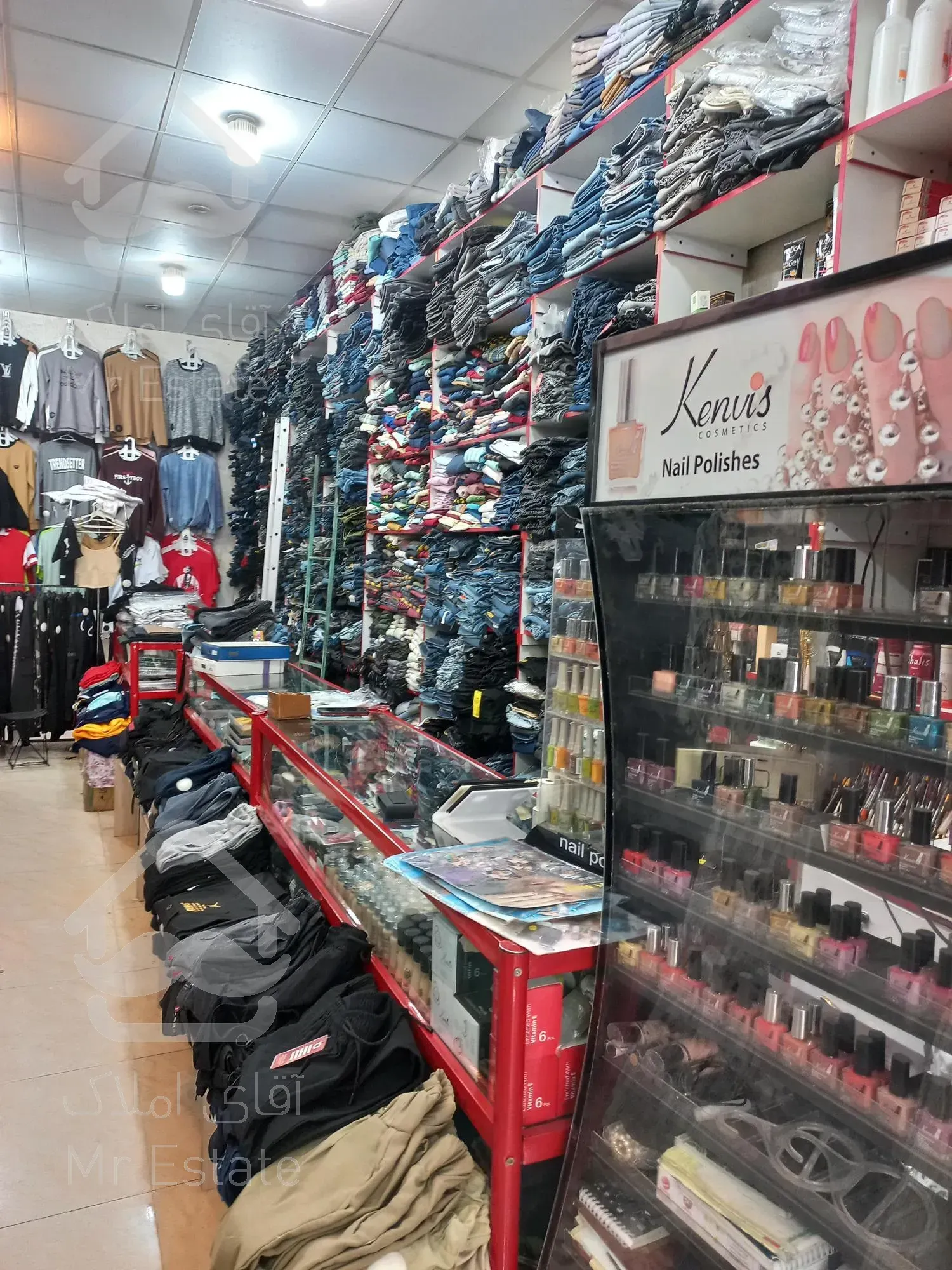 مغازه پرتردد ۲۴۵ متر بازاری