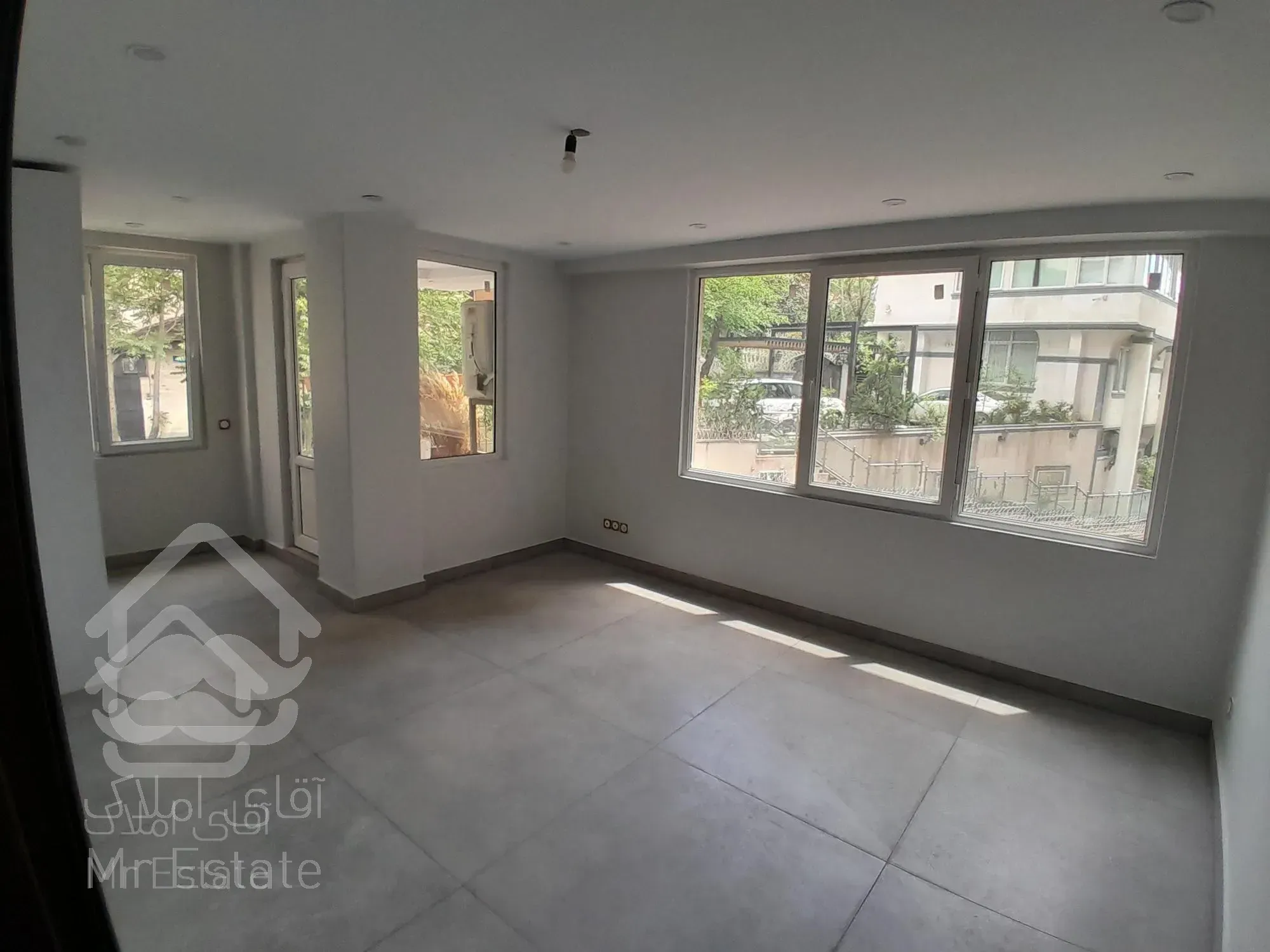 ۲۳۰ متر امانیه زیر قیمت استثنایی