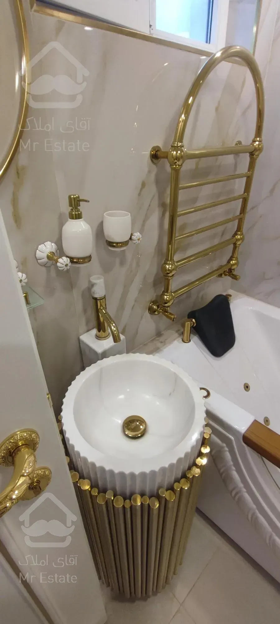 300متر ویلایی شهرک غرب ایران زمین