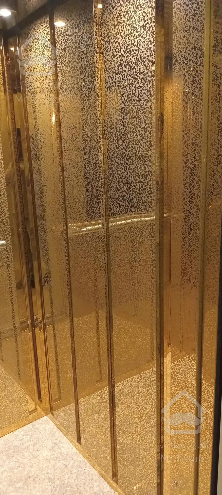 ۲۴۰ متر /۳ خوابه/فوق مدرن/ دریاچه چیتگر