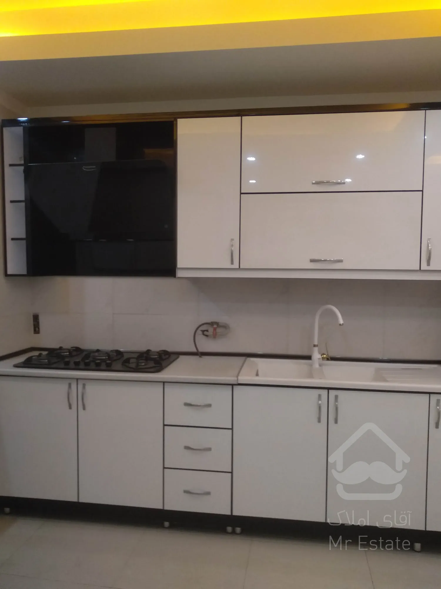 97متر 2خواب فول امکانات کلید نخورده