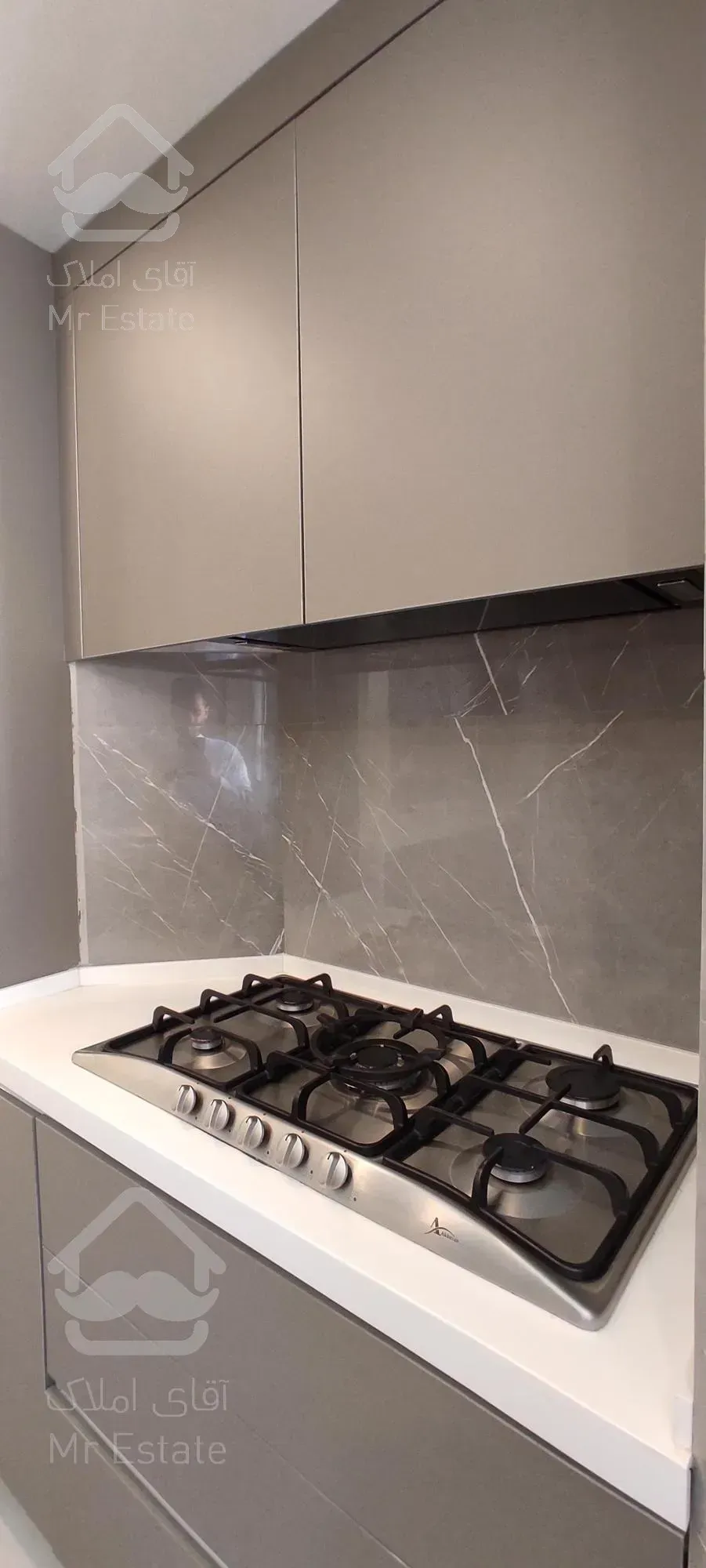 ۱۴۰متر ۳خوابه مدرنیته شده سعادت آباد