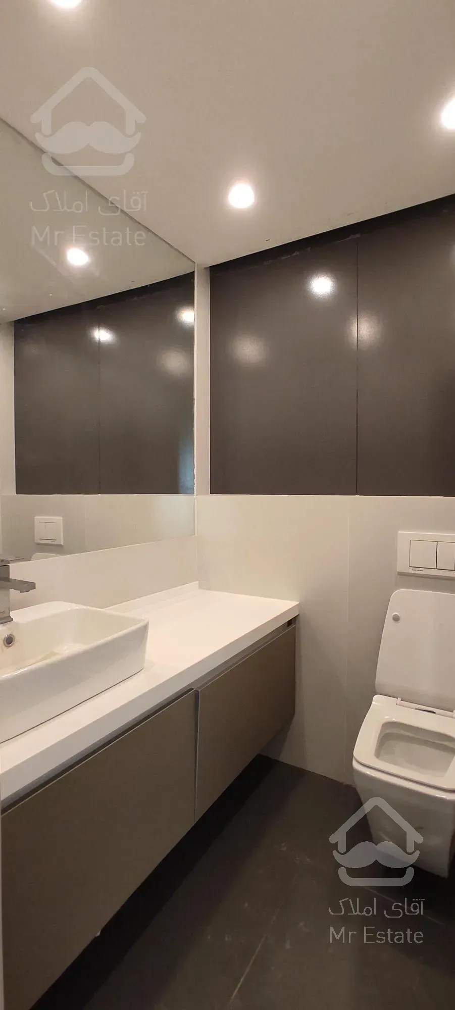 ۱۴۰متر ۳خوابه مدرنیته شده سعادت آباد