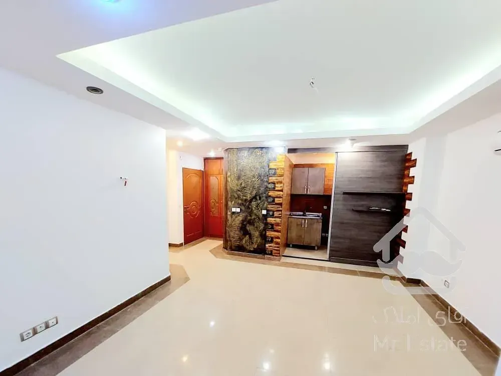 ۶۰متر رو به رو بیمارستان عرفان مطب دفتر کار