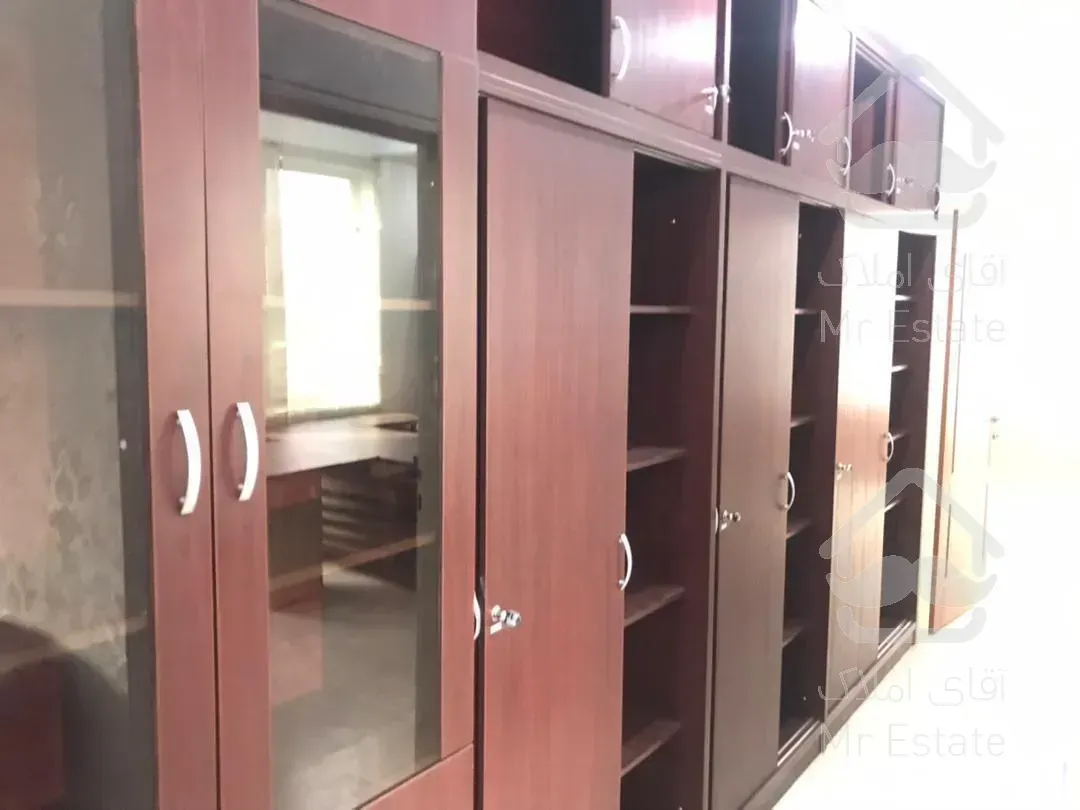 فوری فوری فروش ۱۰۰متر سند اداری شهران شمالی