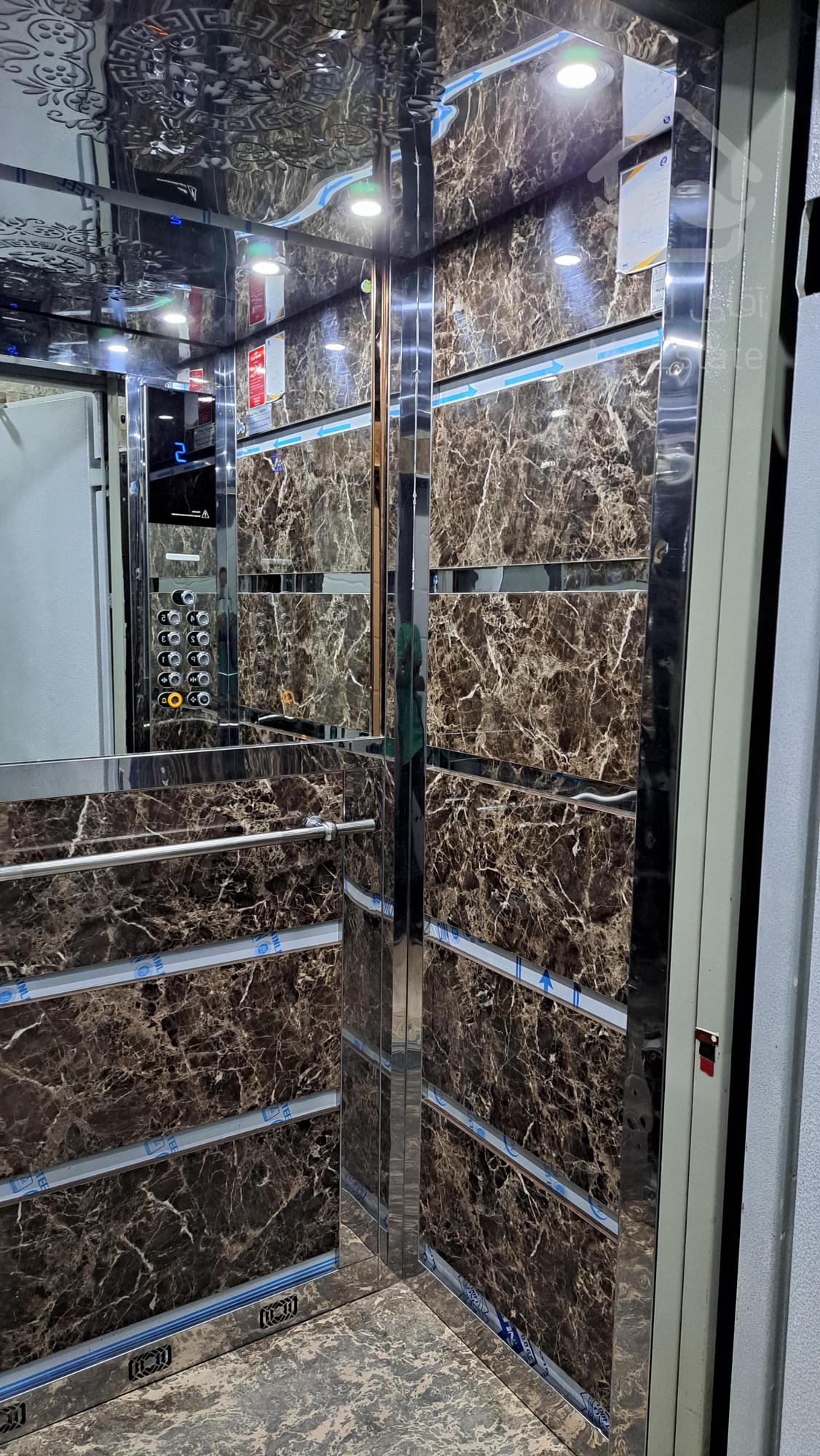 ۵۵متری زیرقیمت