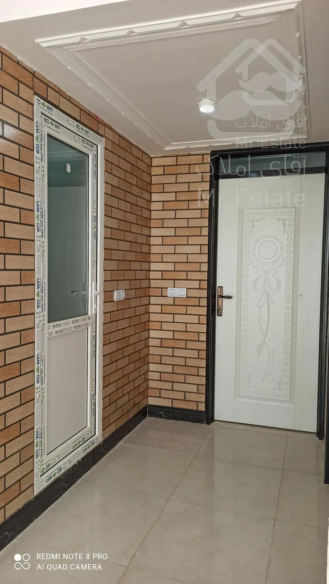 فروش منزل دو طبقه کلید نخورده شیراز - کرونی