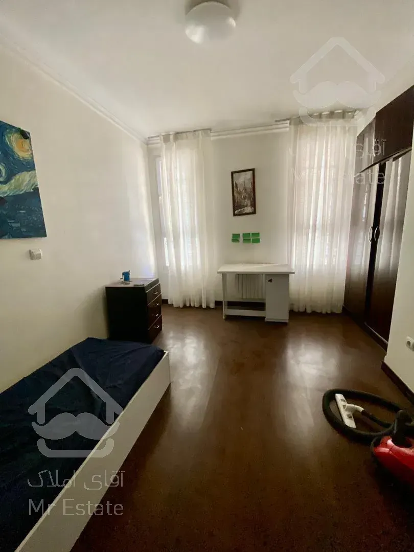 شهرک غرب ۱۳۰متر/۳خواب/۷ساله/تکواحدی