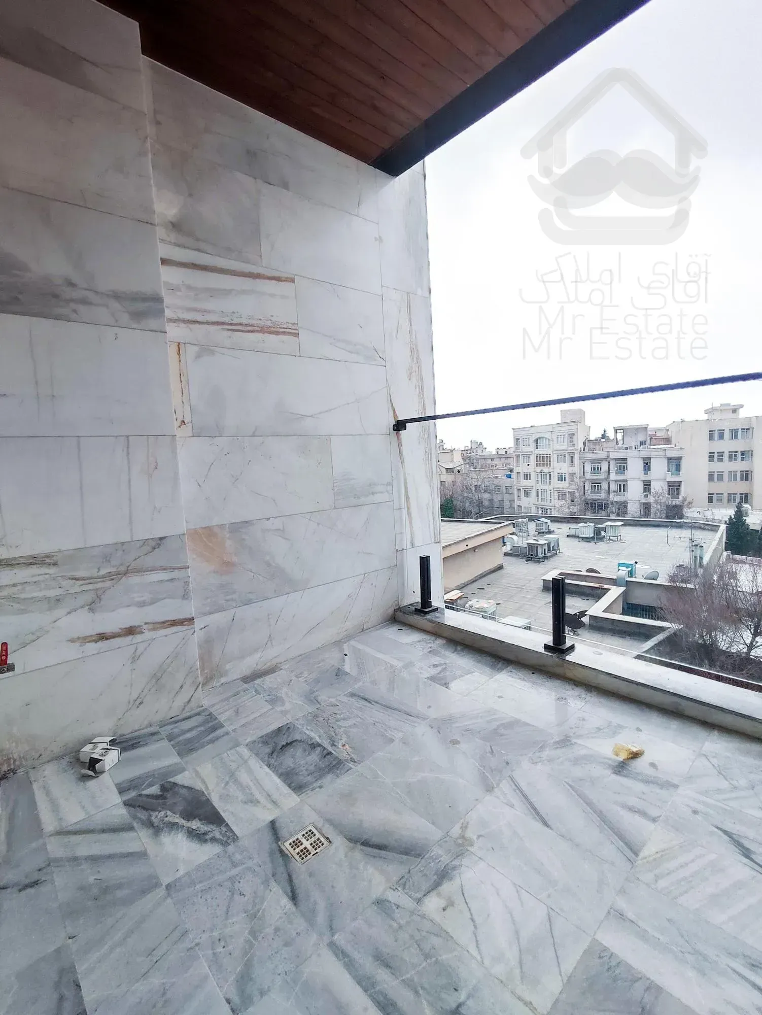 دیباجی جنوبی ۱۶۰متر ۳خواب کلید نخورده فول مشاعات