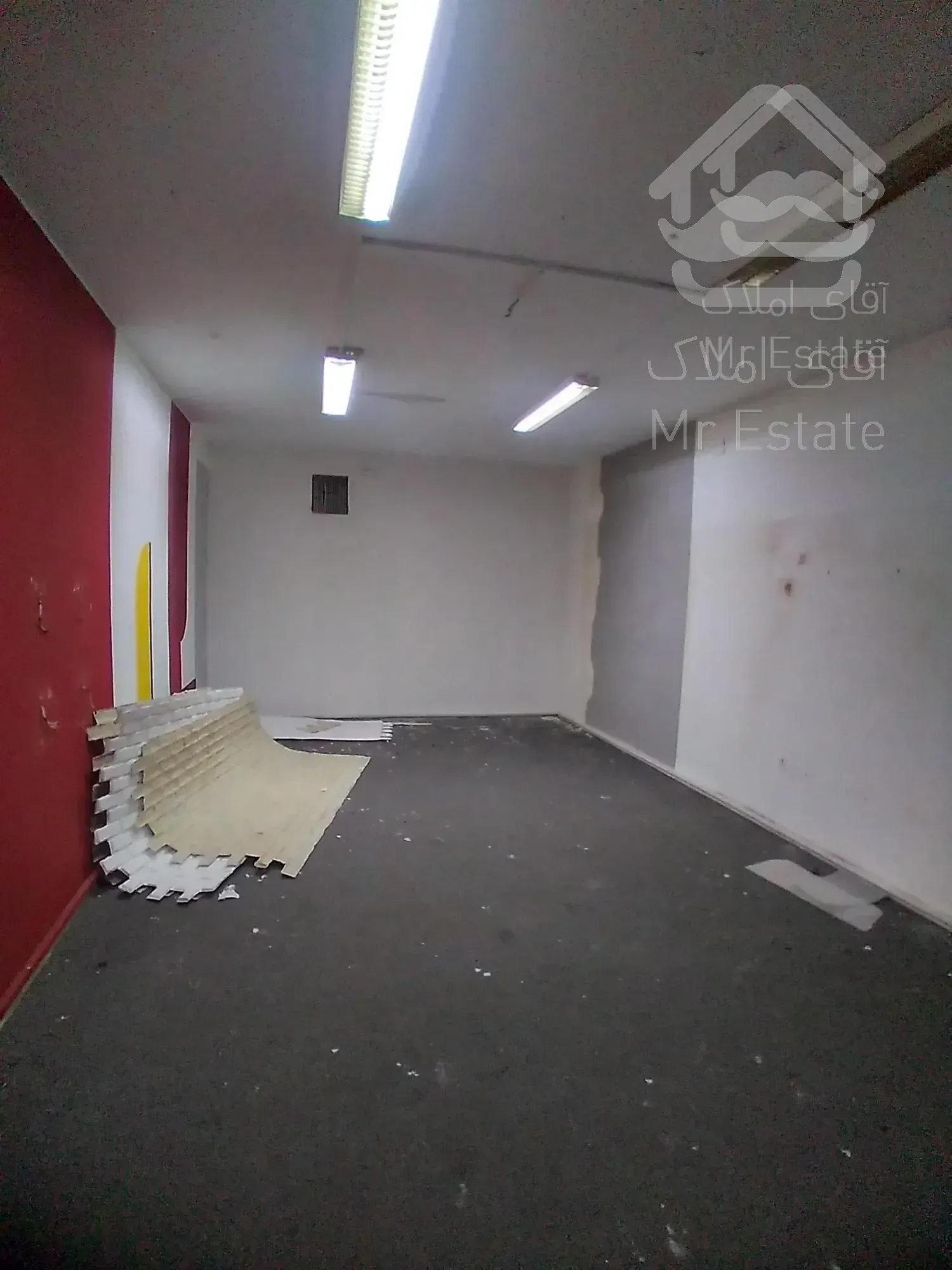 ۴۰۰ متر زیربنا  ویلایی