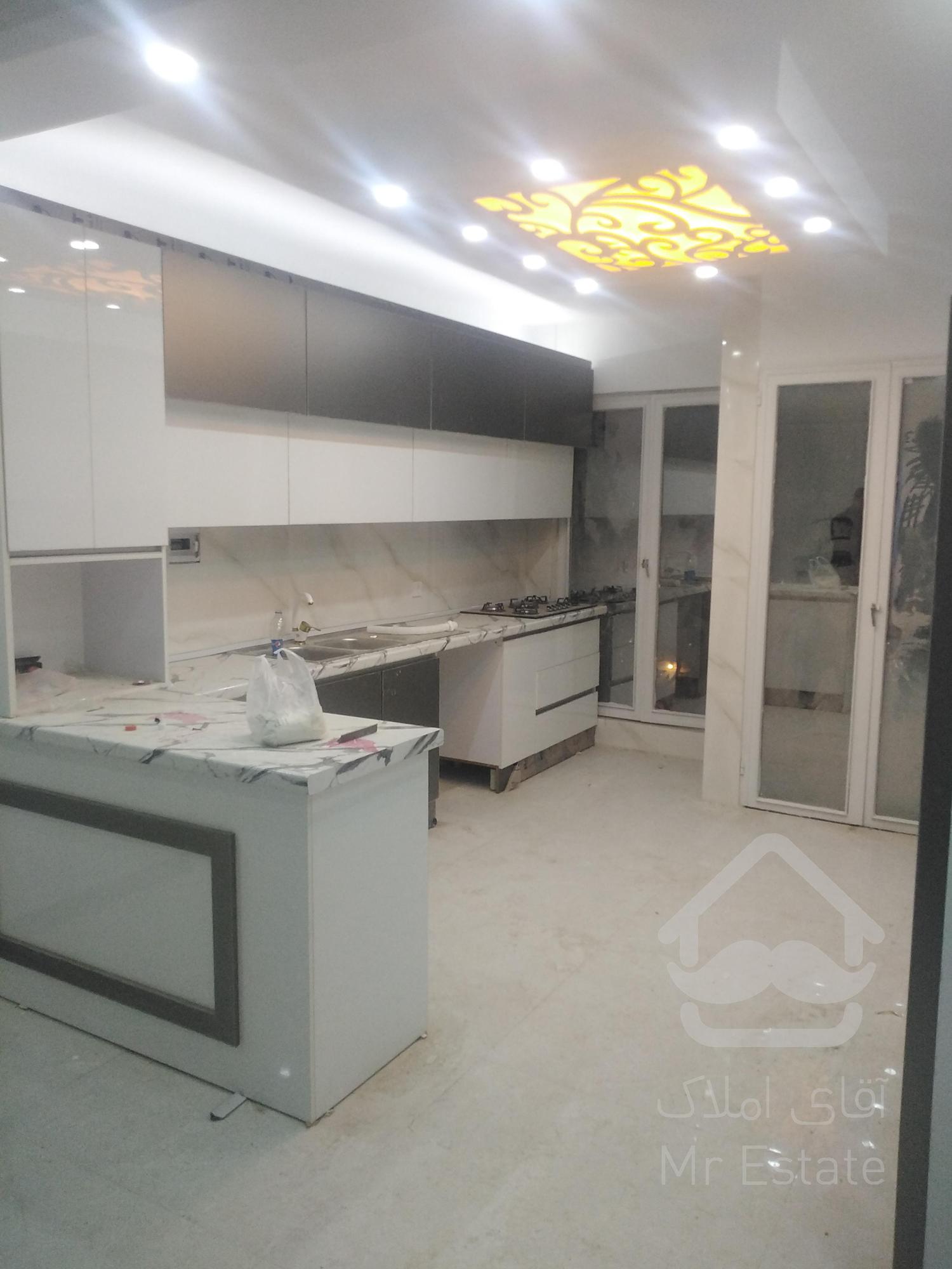 60 متر کیهان