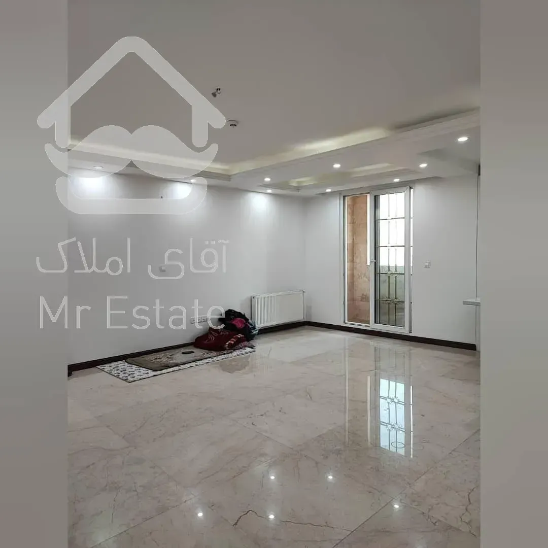 واحد ۱۲۰متری فول امکانات دسترسی عالی بدون کمیسیون