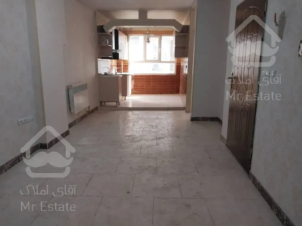 48متری/فول امکانات/خوش نقشه/پارکینگ سندی غیرمزاحم