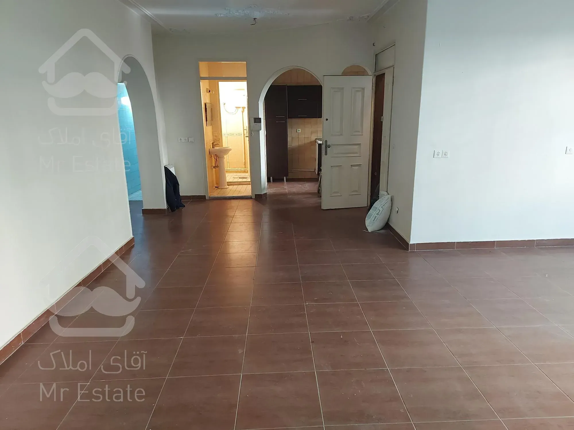 فروش آپارتمان ۱۰۳متر ۳خواب ایرانشهر مفتح جنوبی