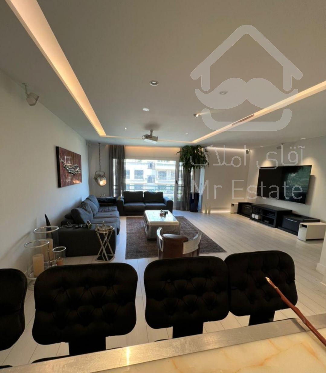 آپارتمان ۱۵۸ متری برای فروش در نیاوران