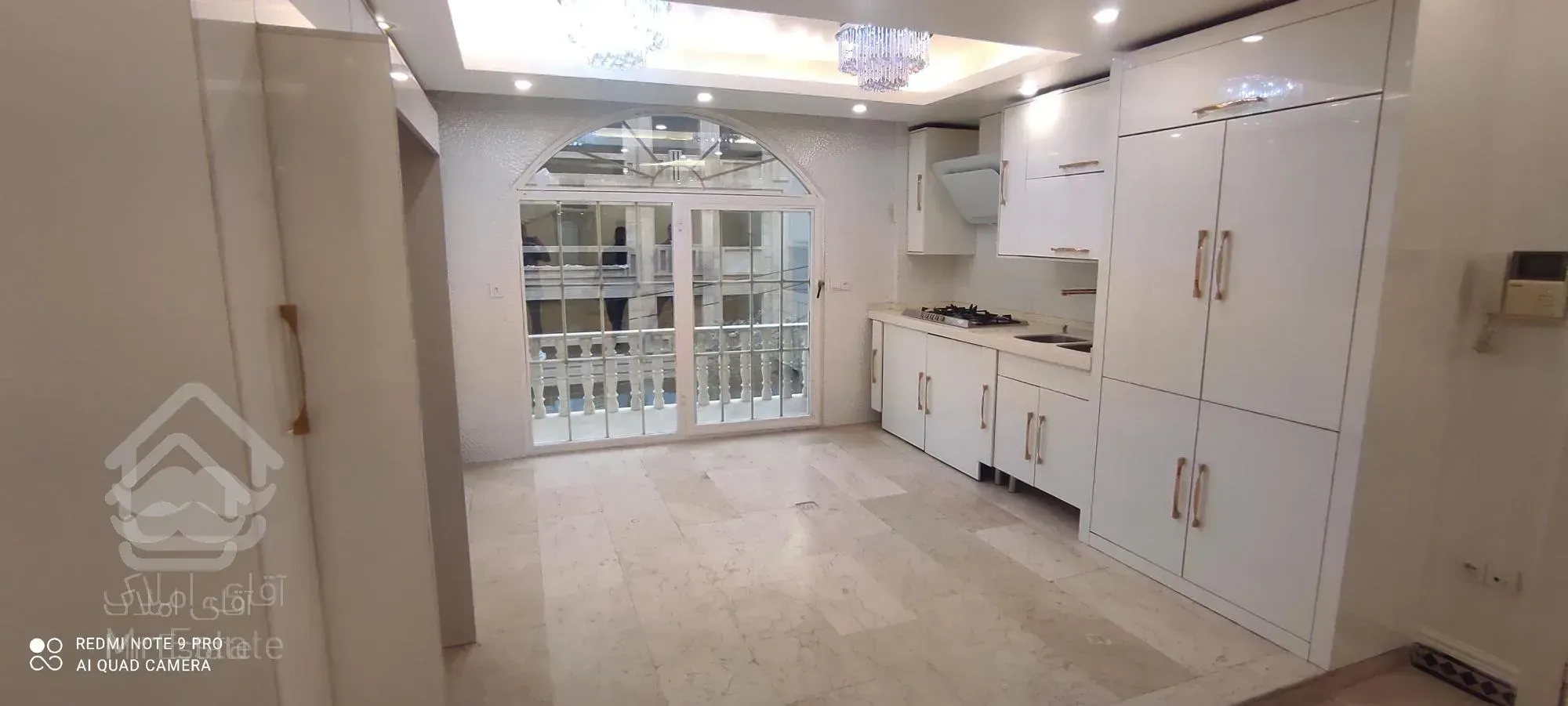 واحد ۱ خواب/ ساختمان کم واحد/مشاعات تمیز