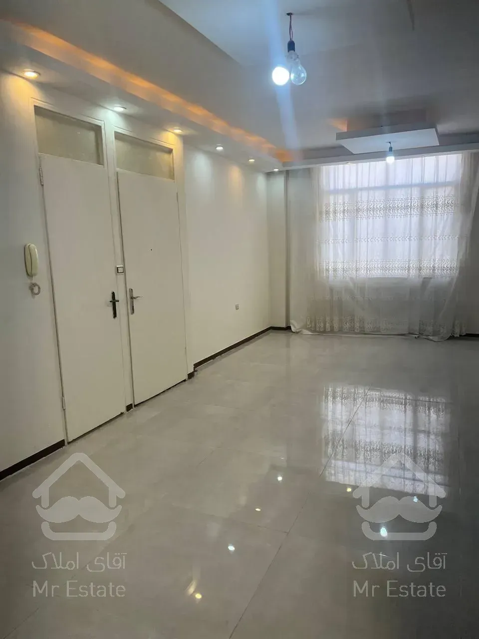 آپارتمان ۵۲متری/غرق نور/زیر قیمت