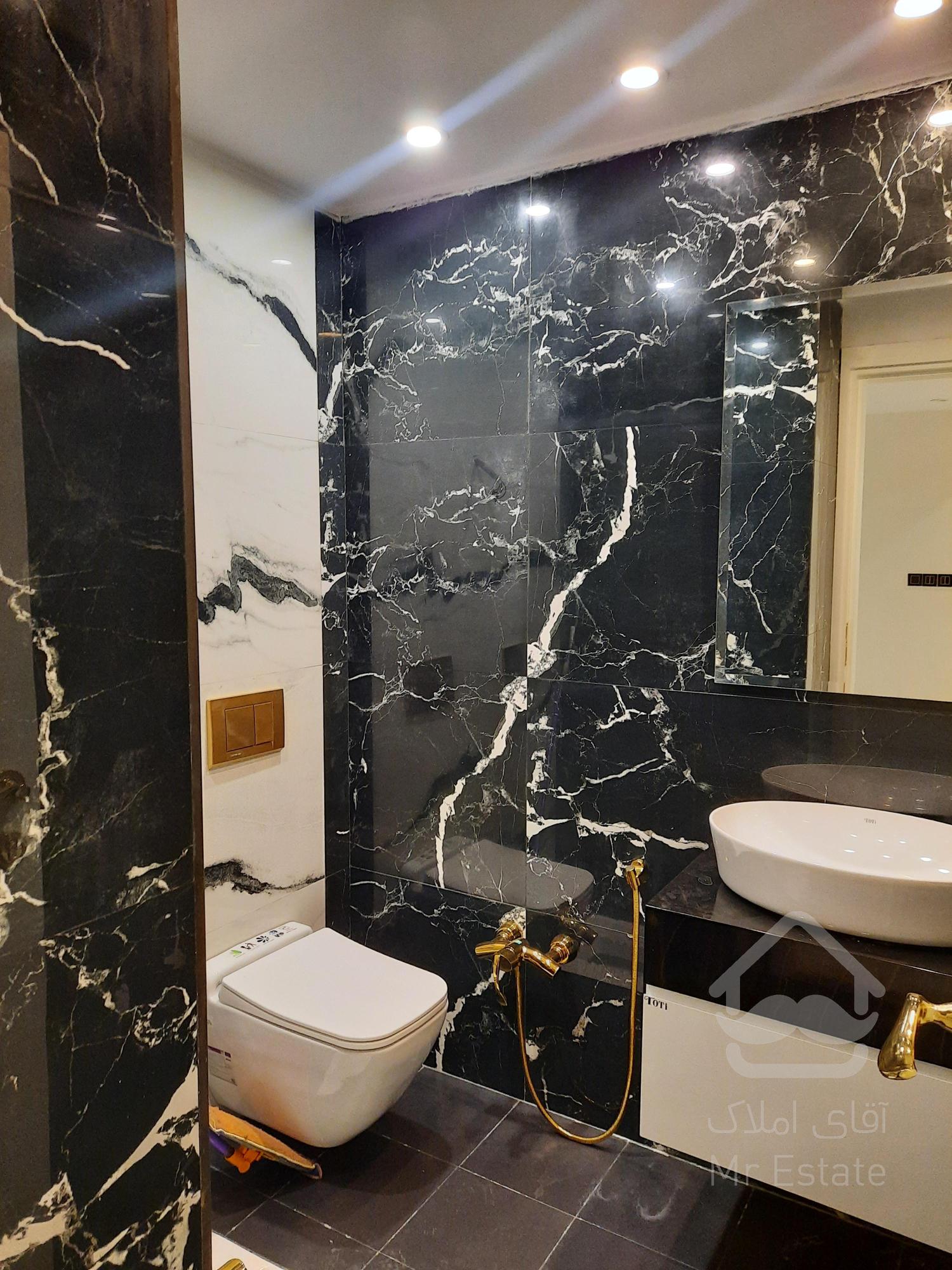 118متر/کردستان/آزادگان ۲پارکینگ