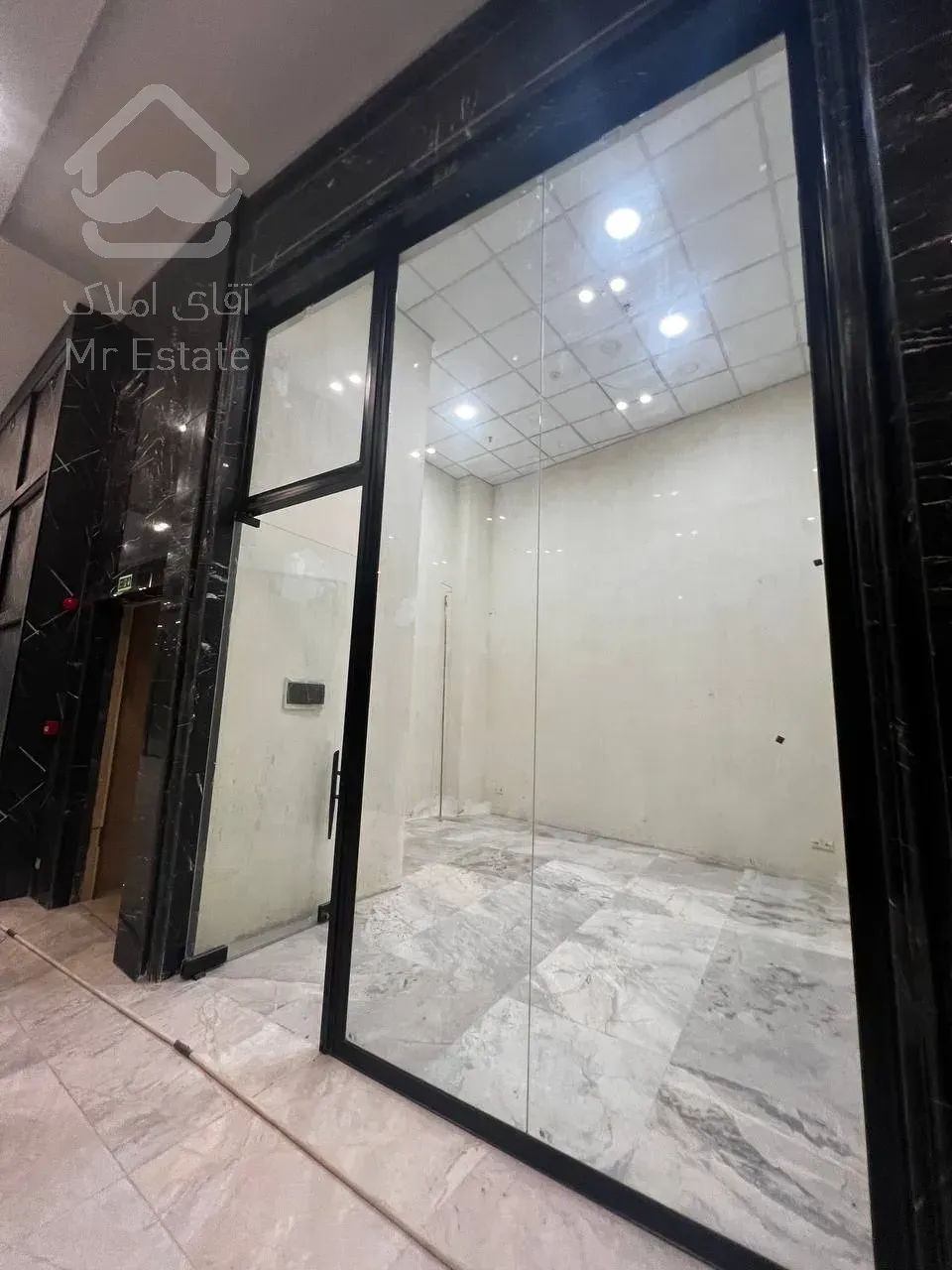 اجاره مغازه ۱۹ ماری در مجتمع رونیکا مال هروی