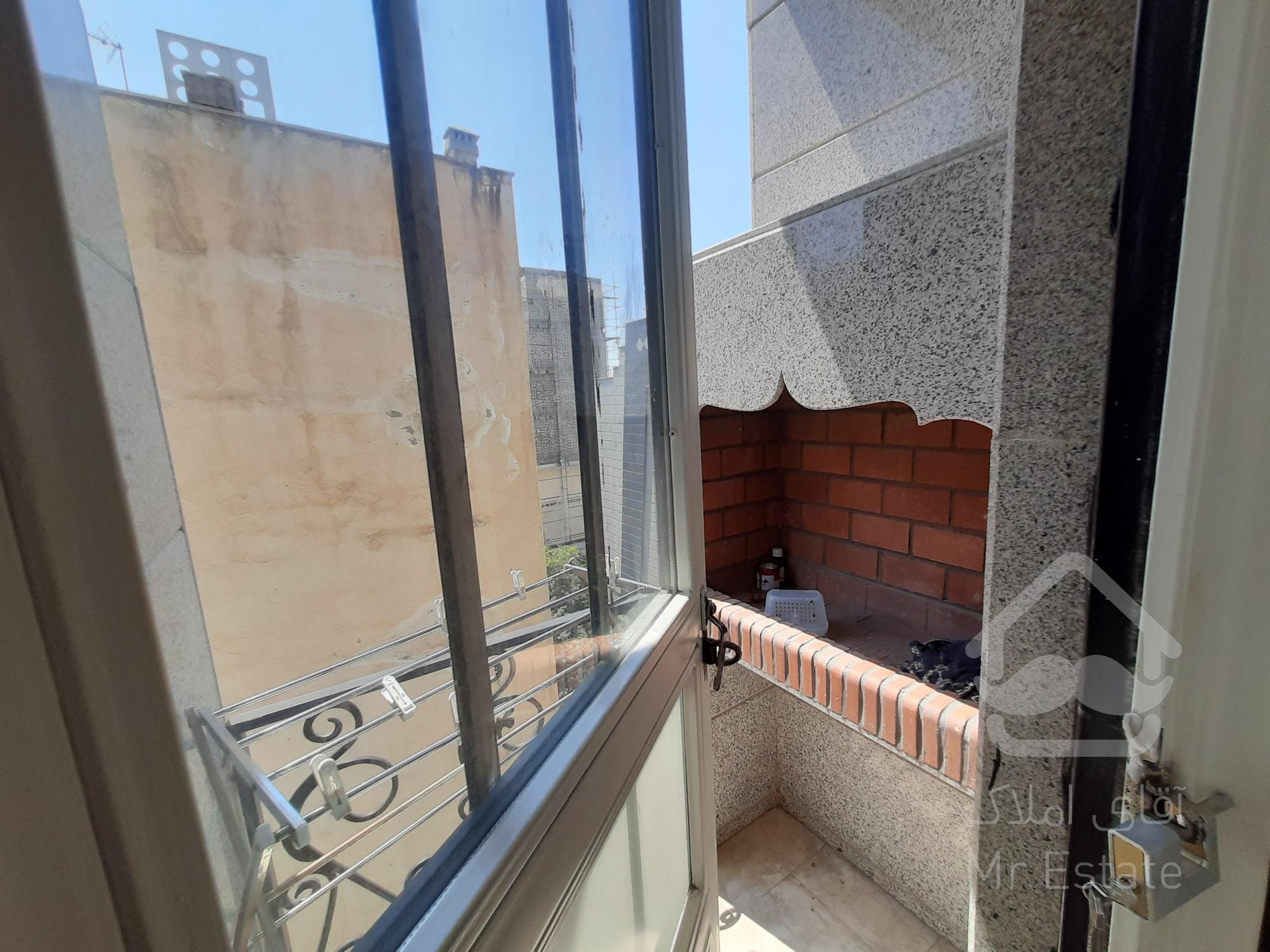 فروش ۷۰متری زیر قیمت بلوار کمالی شرقی