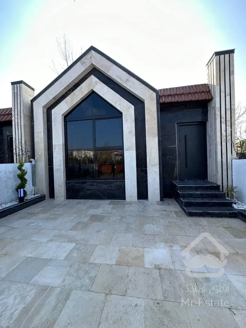 ویلا فلت شیک و نوساز/منطقه جنگلی/متریال درجه یک