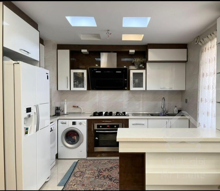 ۹۰ متر/دو خوابه/لوکیشن اعیان نشین/طوقانی شهران