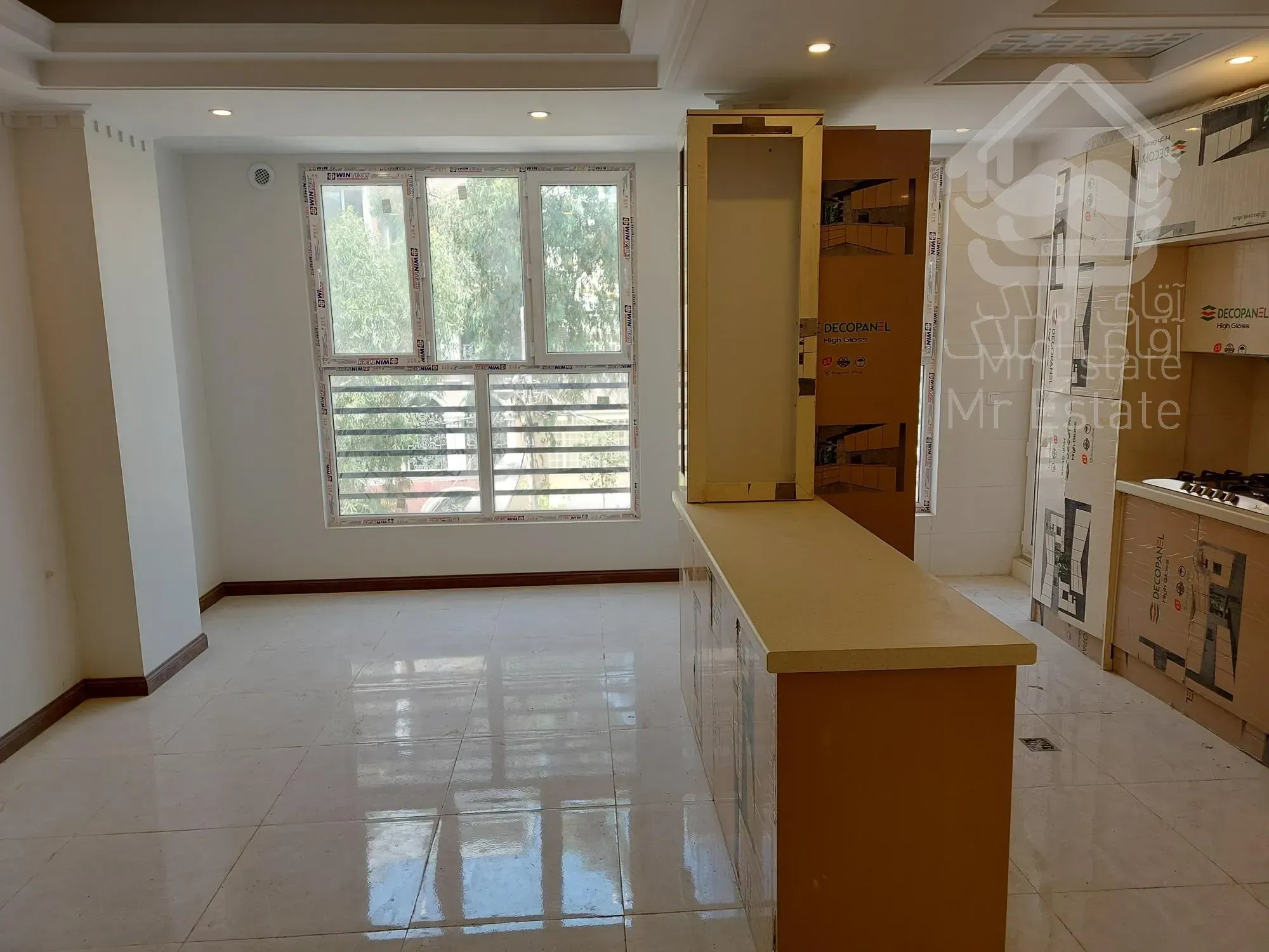 مقتح شمالی امیراتابک ۱۳۰متر رهن کامل ۳خواب