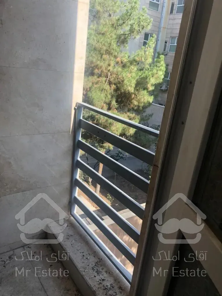 اپارتمان دو خوابه/میدان مادر