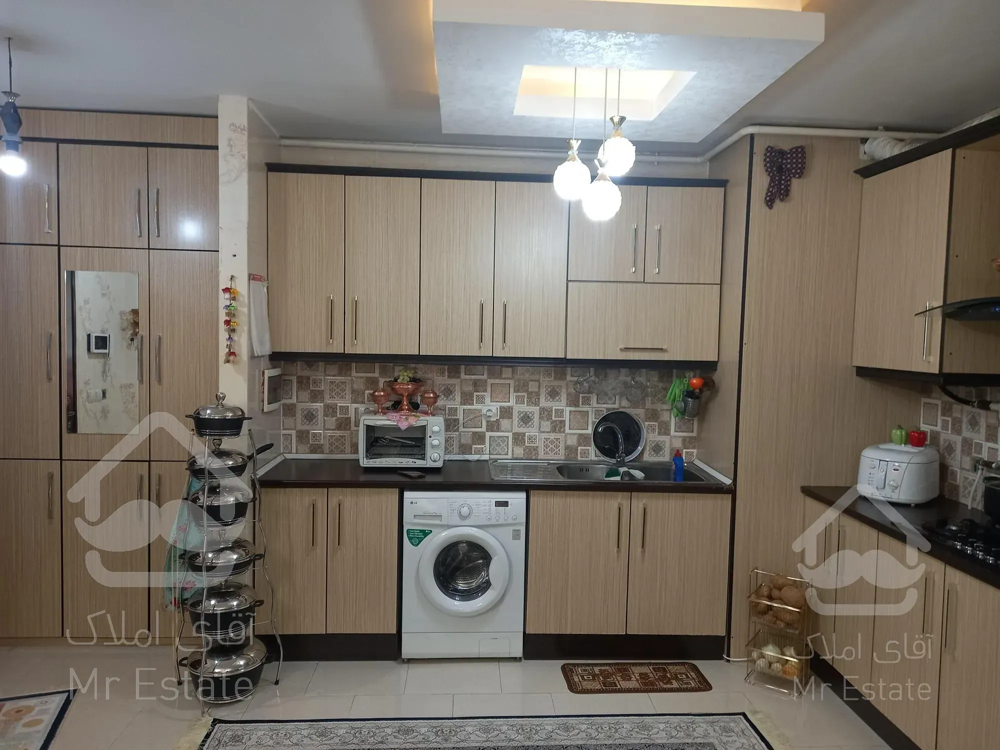 مهرگان ۸۰متری ویوباز