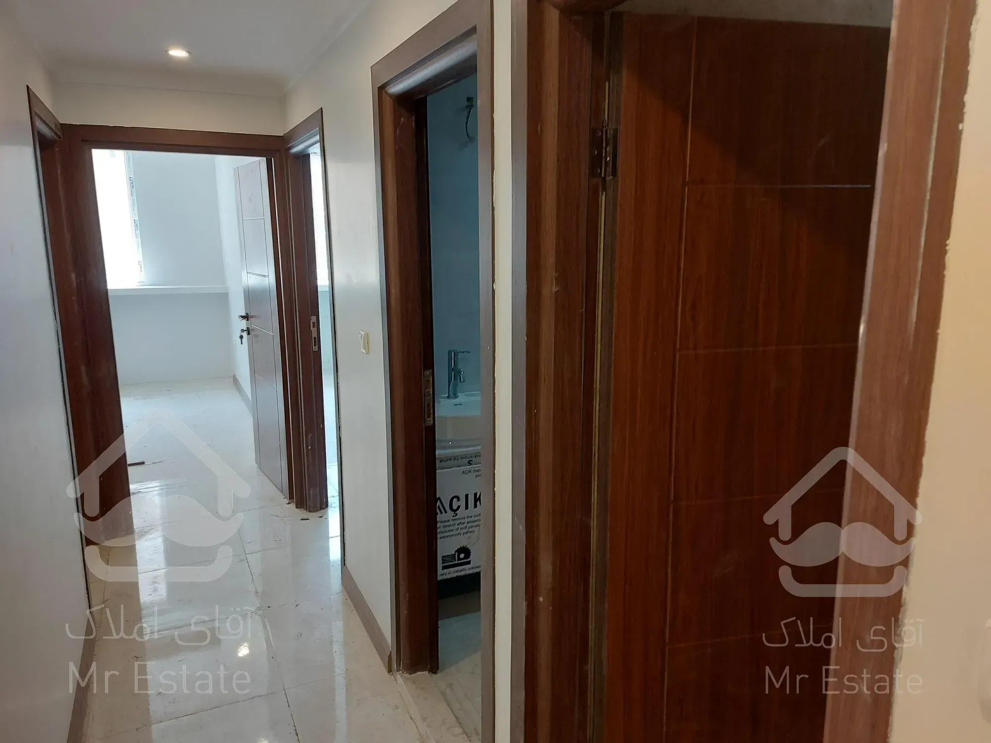 مقتح شمالی امیراتابک ۱۳۰متر رهن کامل ۳خواب