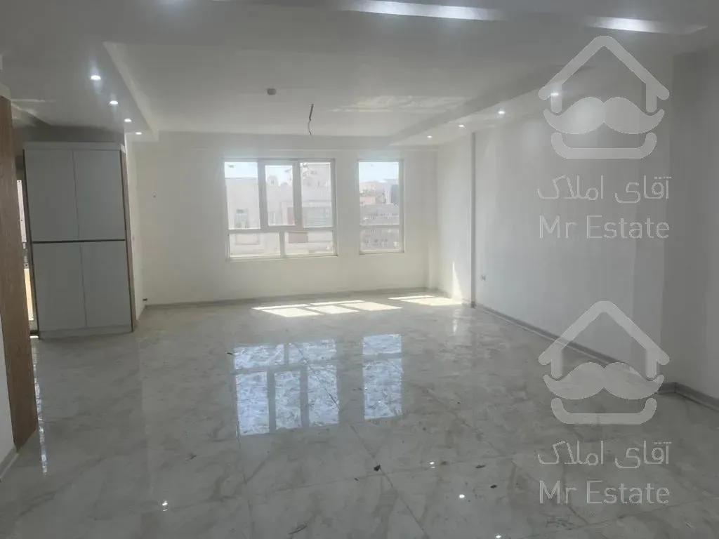 غرب پاداد/۱۴۰ متر/نوساز/۲پارکینگ