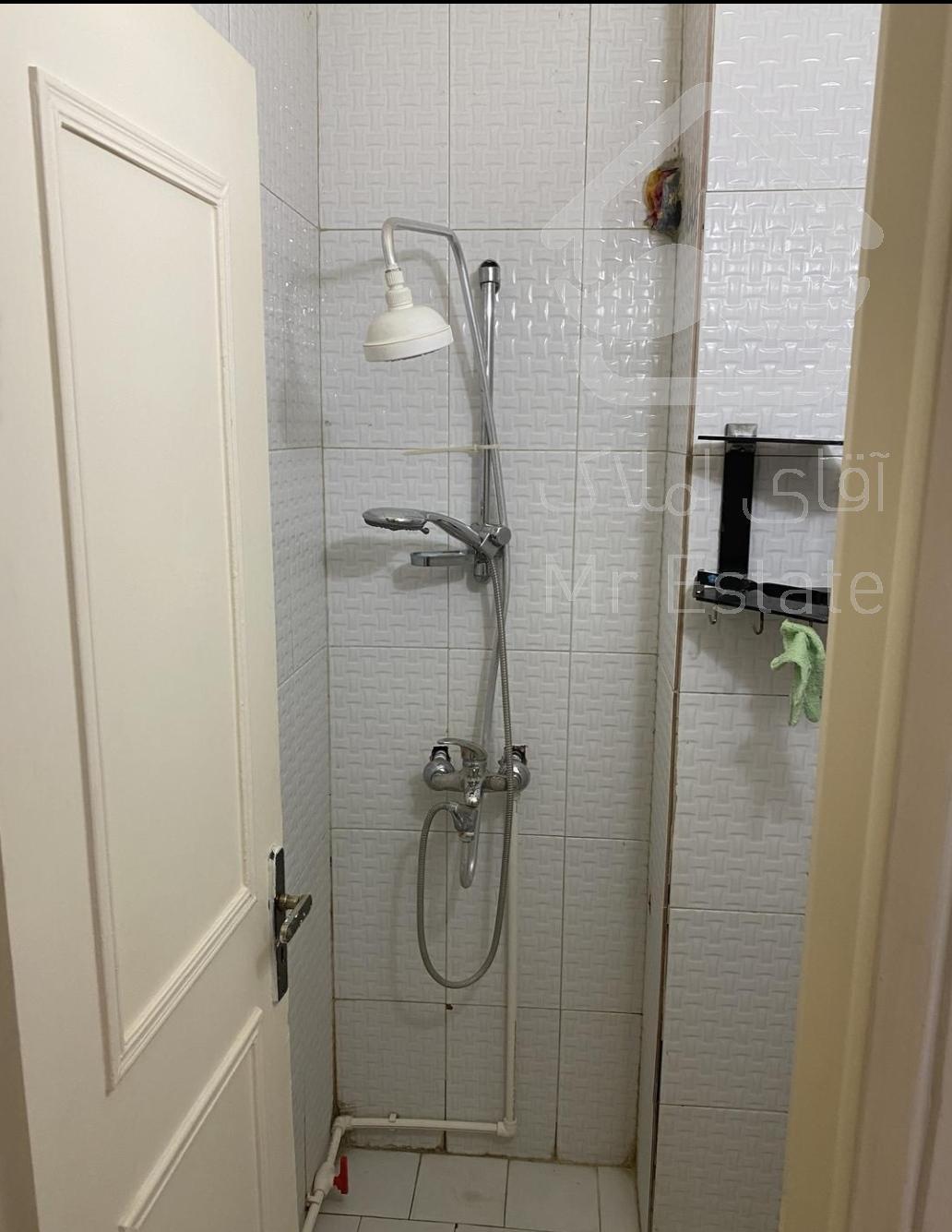 50متری/تک واحدی/خوش نقشه/20مترحیاط اختصاصی