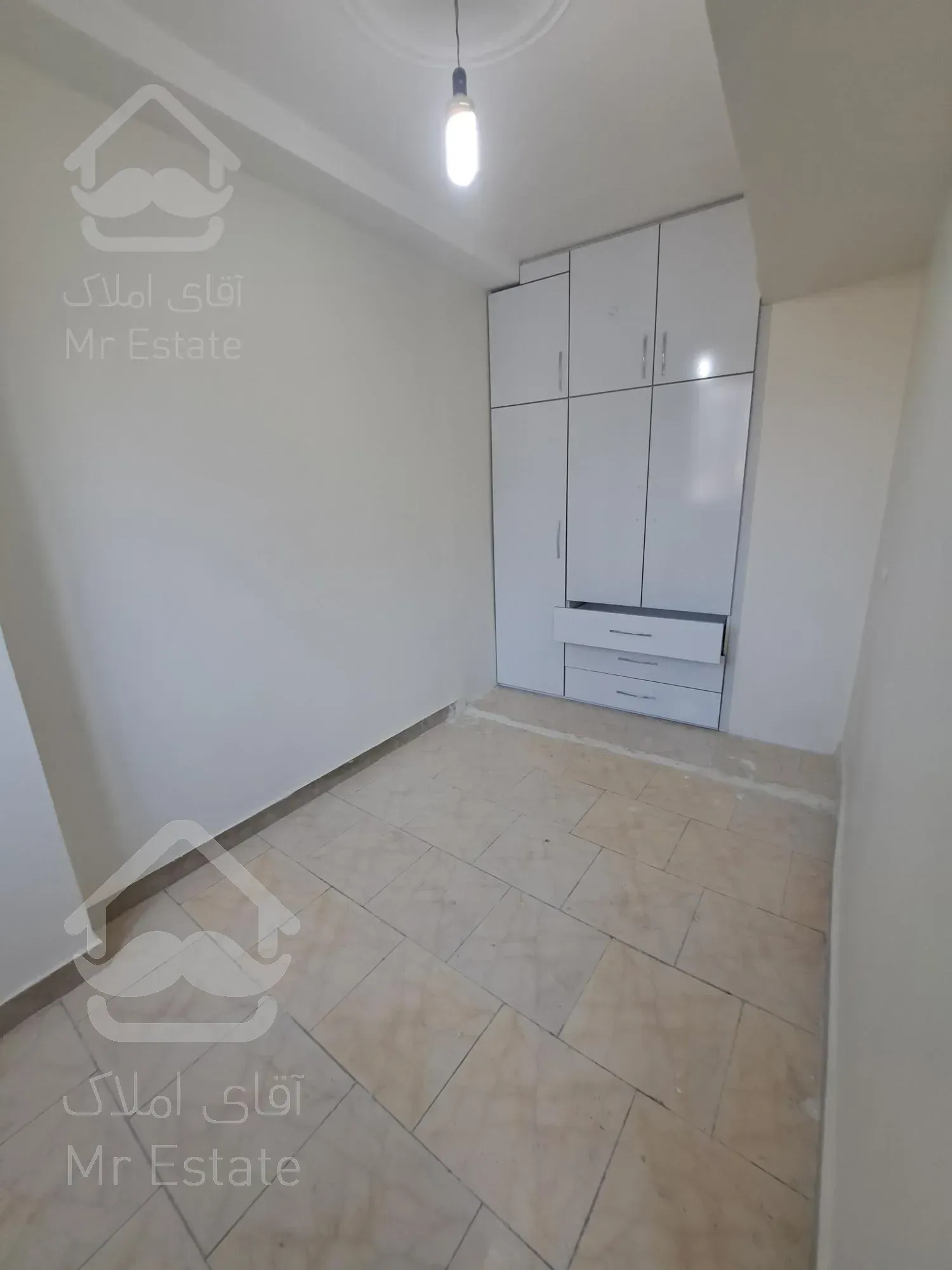 ۵۰ متر تکواحدی خوش نقشه