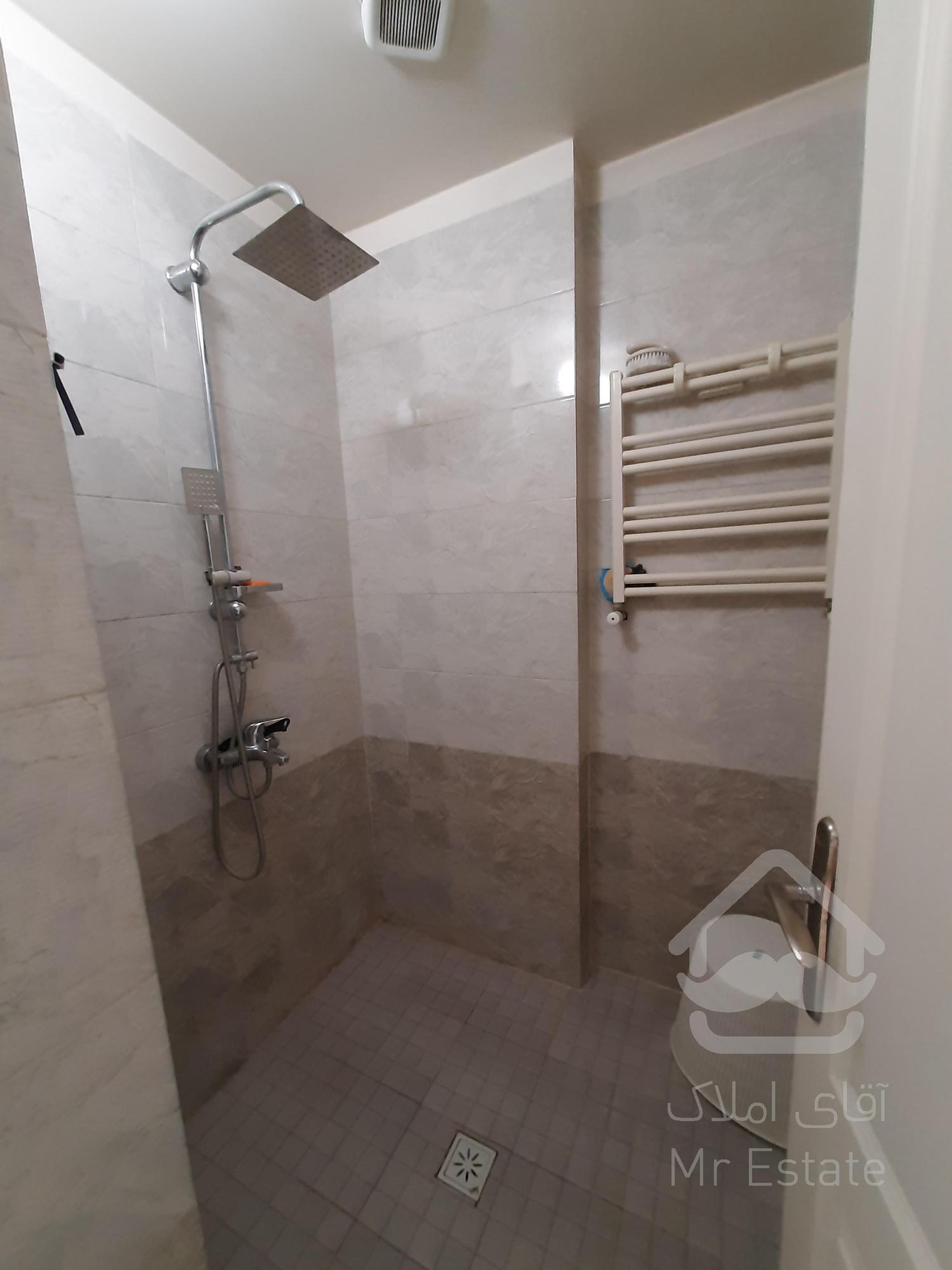 فروش ۷۰متری زیر قیمت بلوار کمالی شرقی