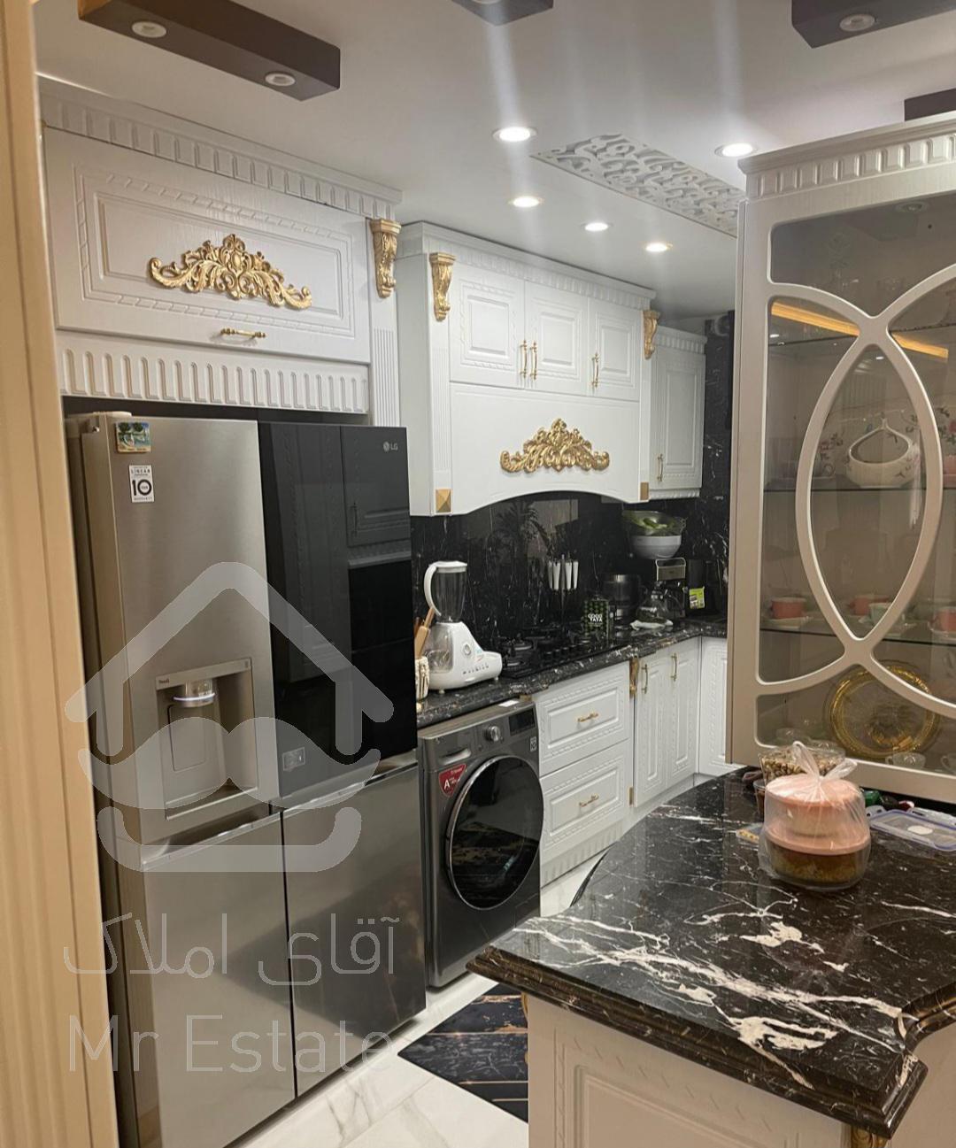 ۱۱۰متر۲/خواب/ تک واحدی/ قلب منطقه /۵ محله اعیان نشین