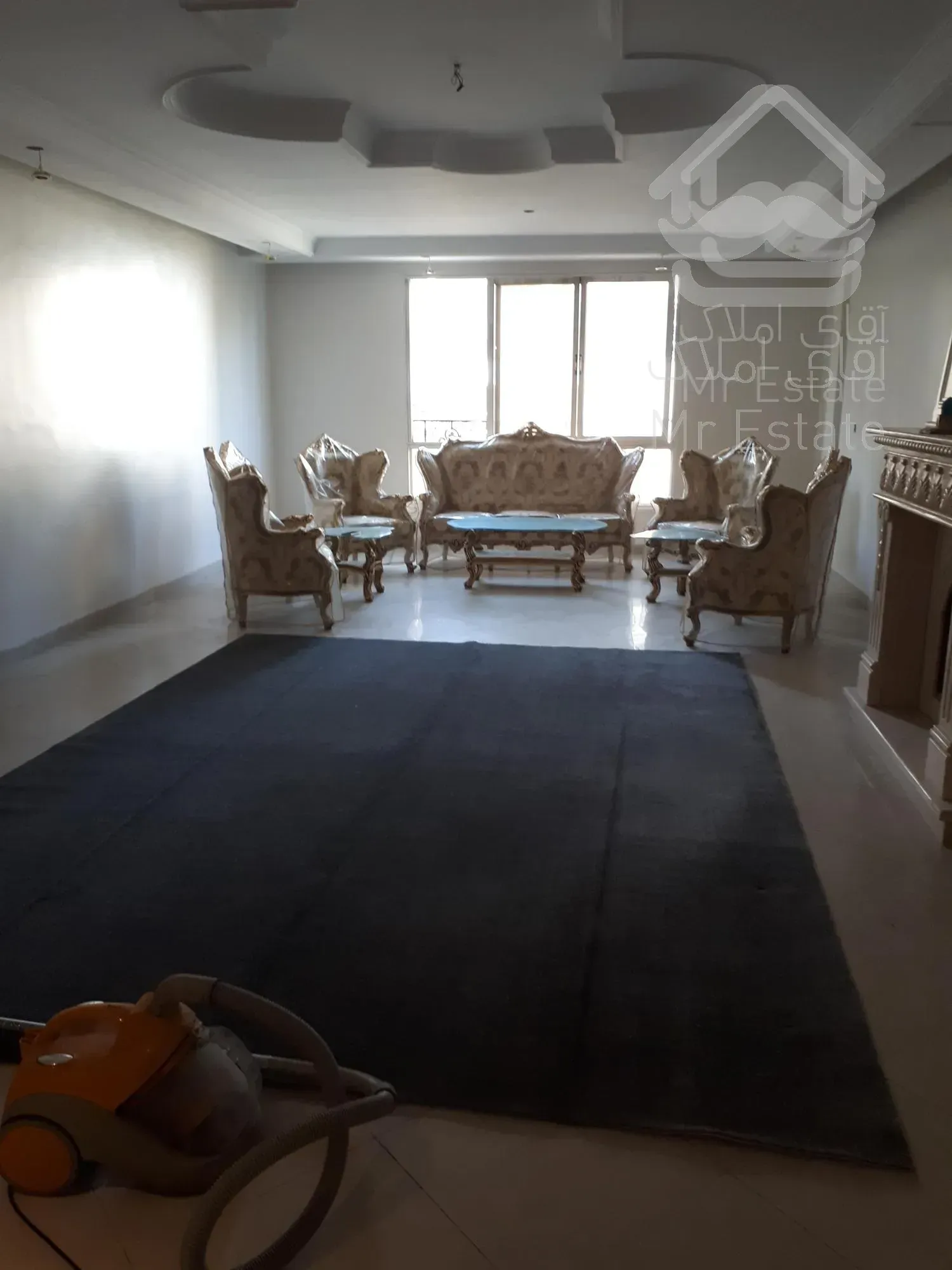 ۱۲۰ متر در شمال جردن فول امکانات