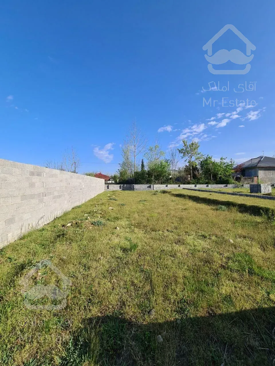 زمین روستایی دلباز